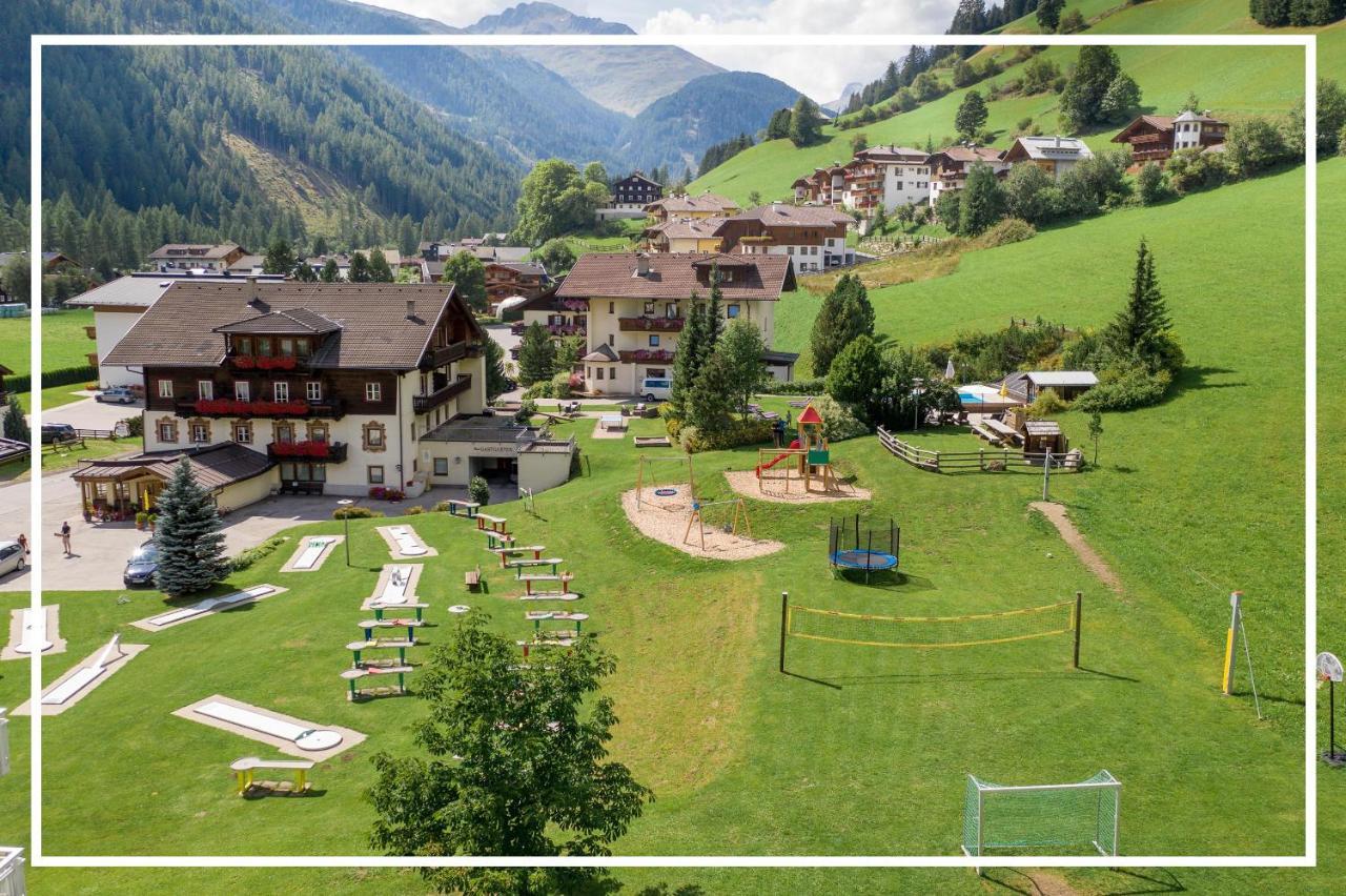 Design-Appartementhaus - Urlaubsresort Hafele Sankt Jakob in Defereggen Exteriör bild